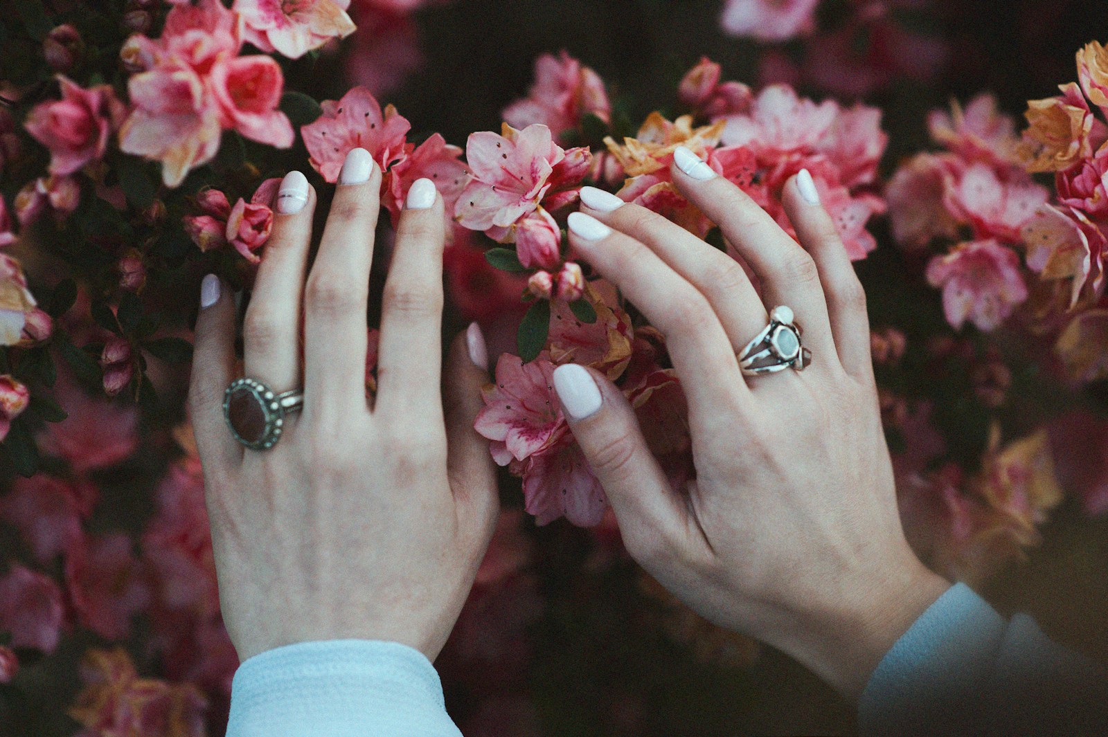 Ongles semi-permanent printemps : Idées de manucure tendance